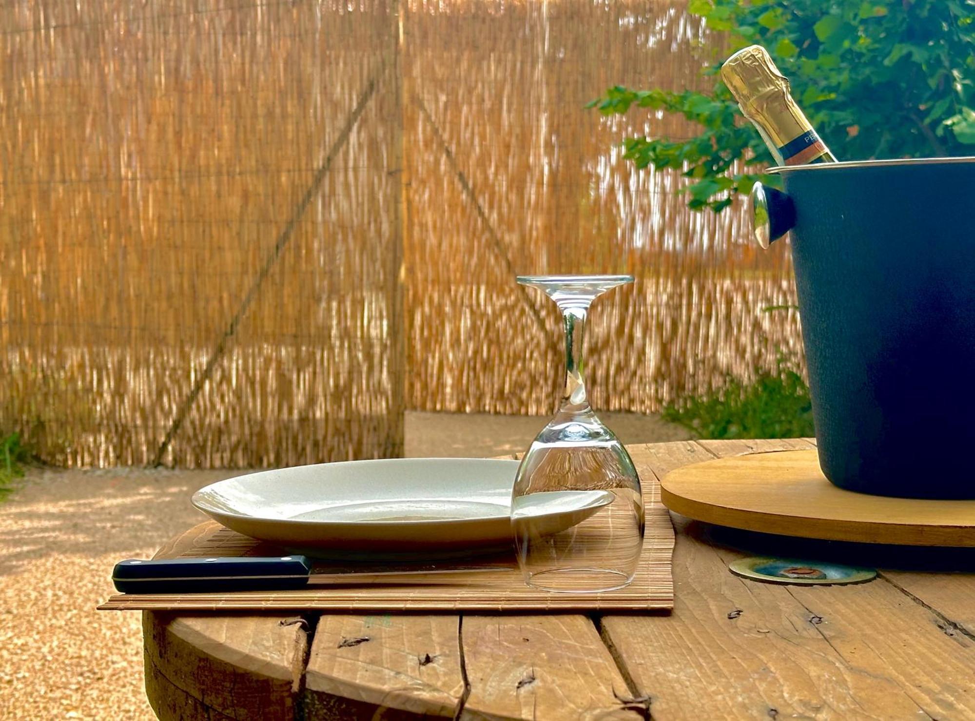 Dome Pathome Catonvielle Exterior foto